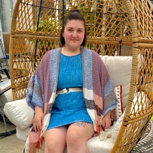 Meet your Posher, Julie